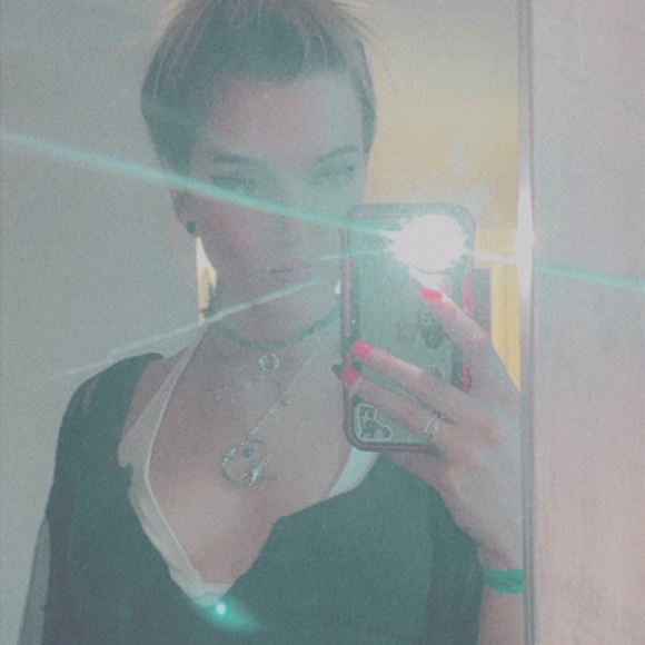 Meet your Posher, Bella - Picture 1 of 1